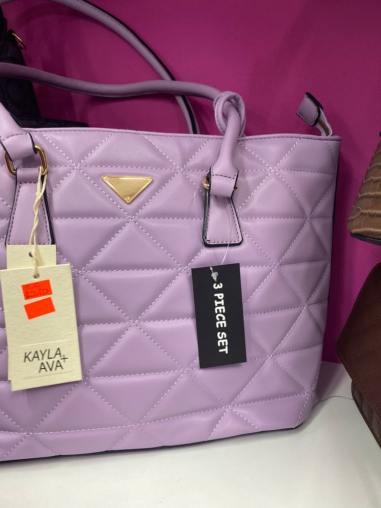 Tas00826