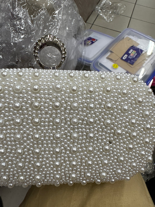 Pearl clutch
