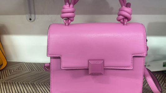 Aldo pink