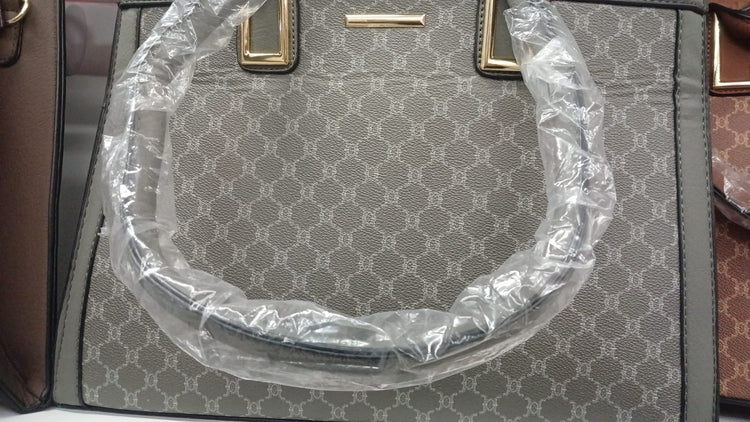 8878